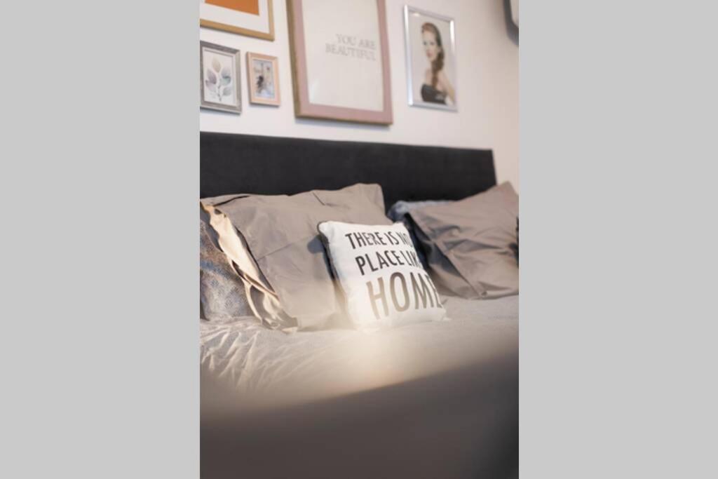 11 Steps From The Center, Lovely Studio Apartamento